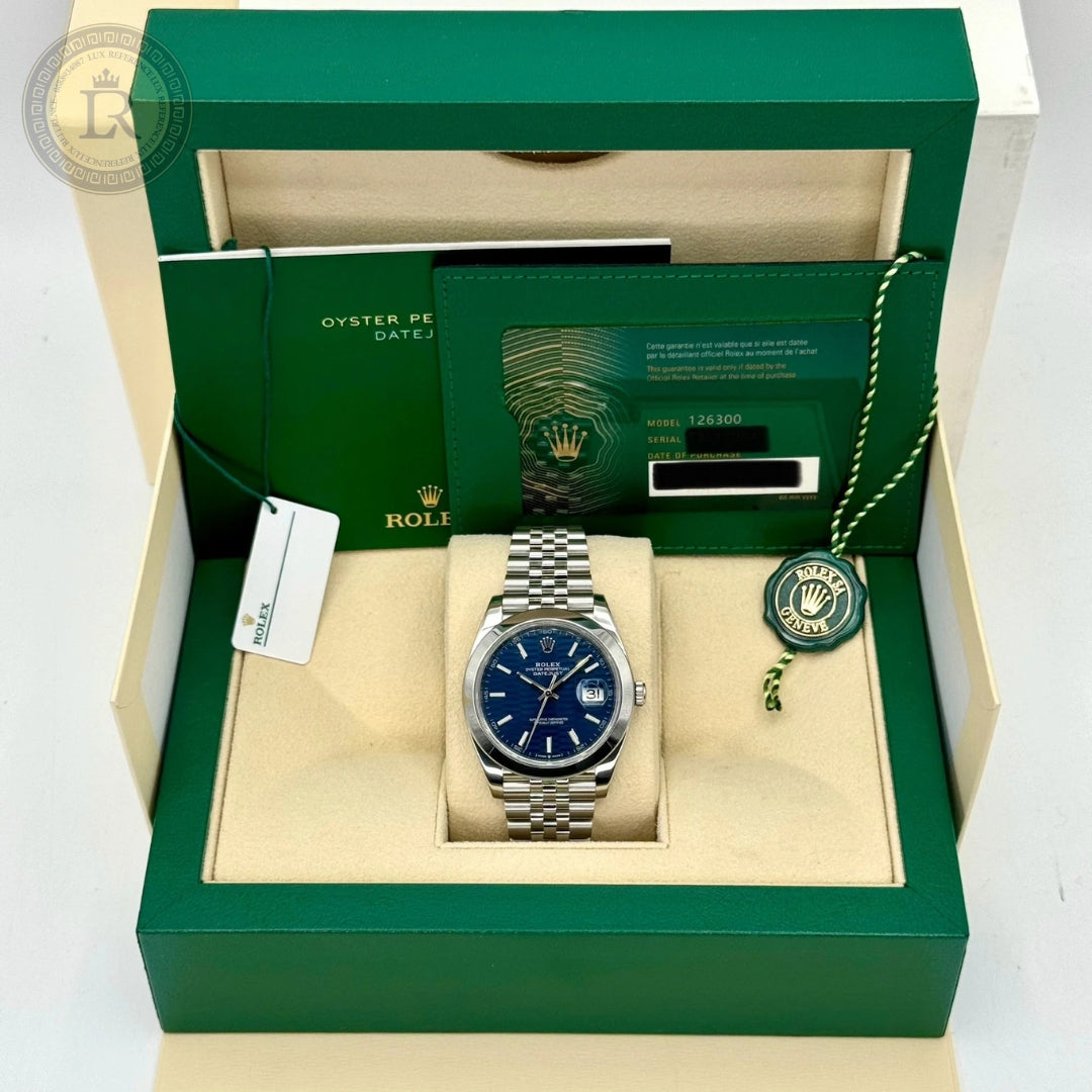 Meridian Classic Date — Link Bracelet, Blue Dial