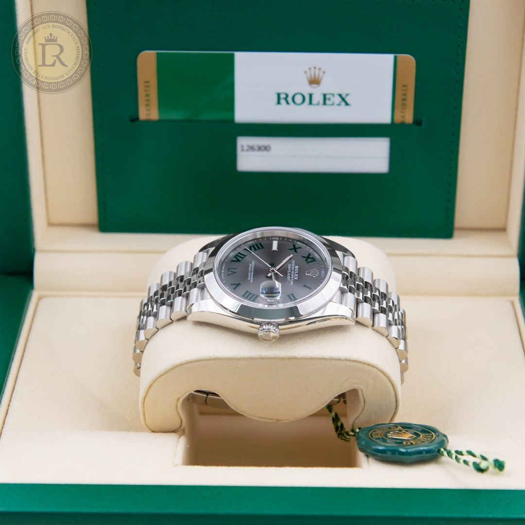 Meridian Classic Date 41 — Racing-Track Dial