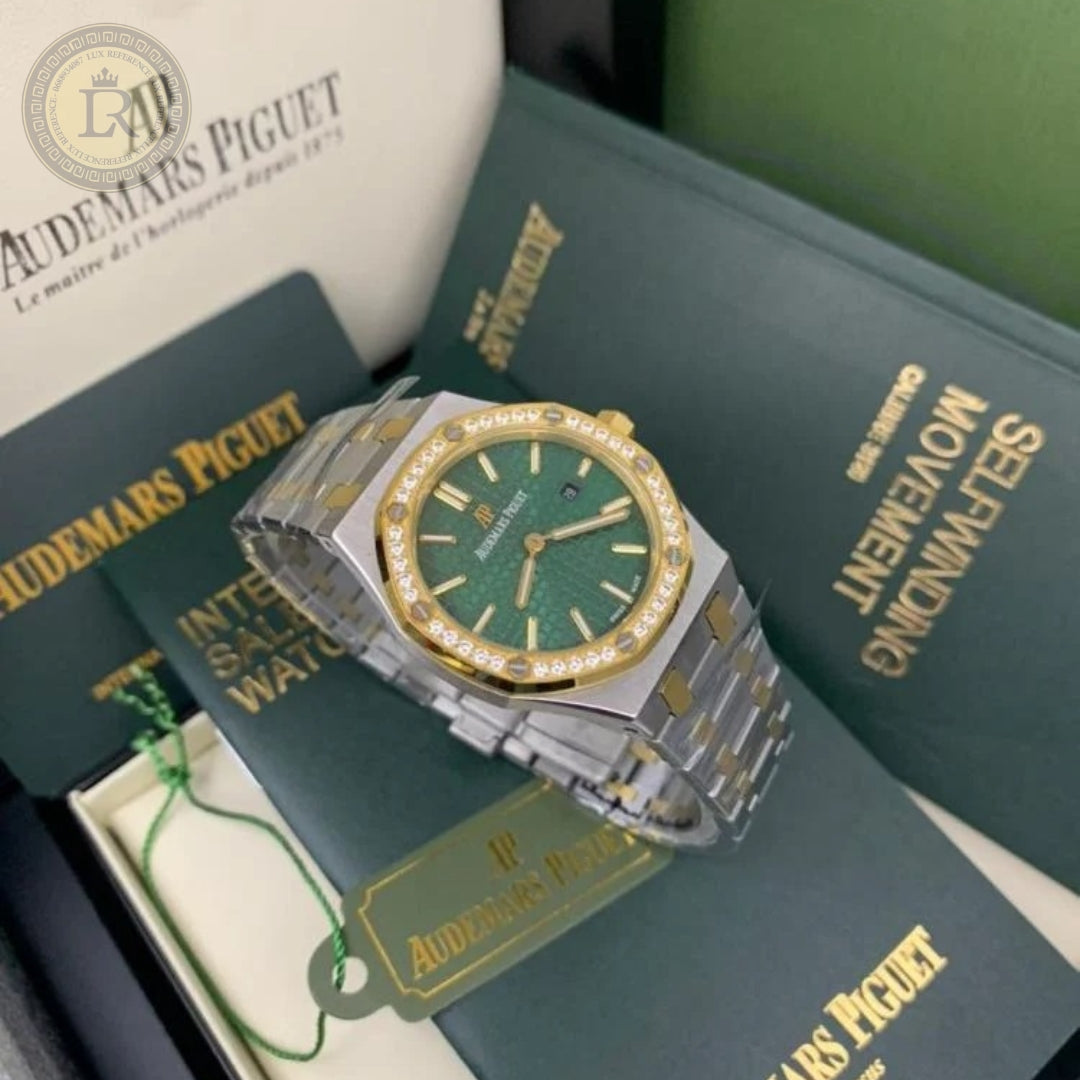 Meridian Octagon Sport — Diamond Bezel, Green Dial