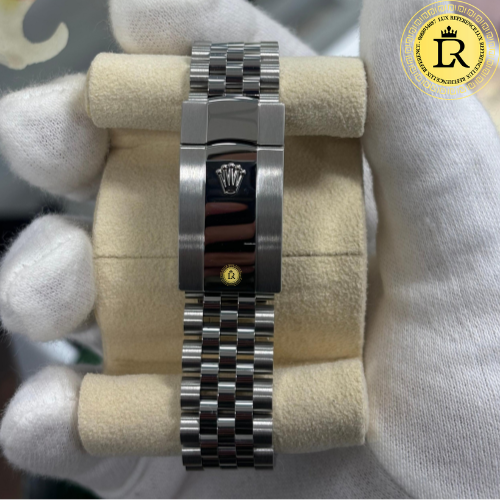 Meridian Classic Date 41 — Grey, Link Bracelet (Men's)