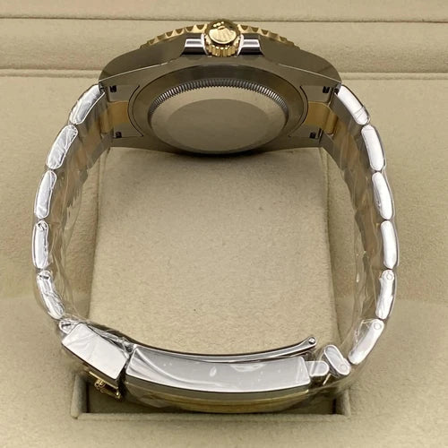 Meridian Diver Pro Date