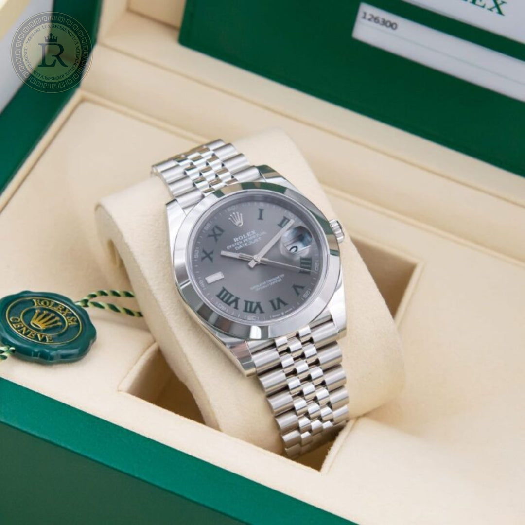 Meridian Classic Date 41 — Racing-Track Dial