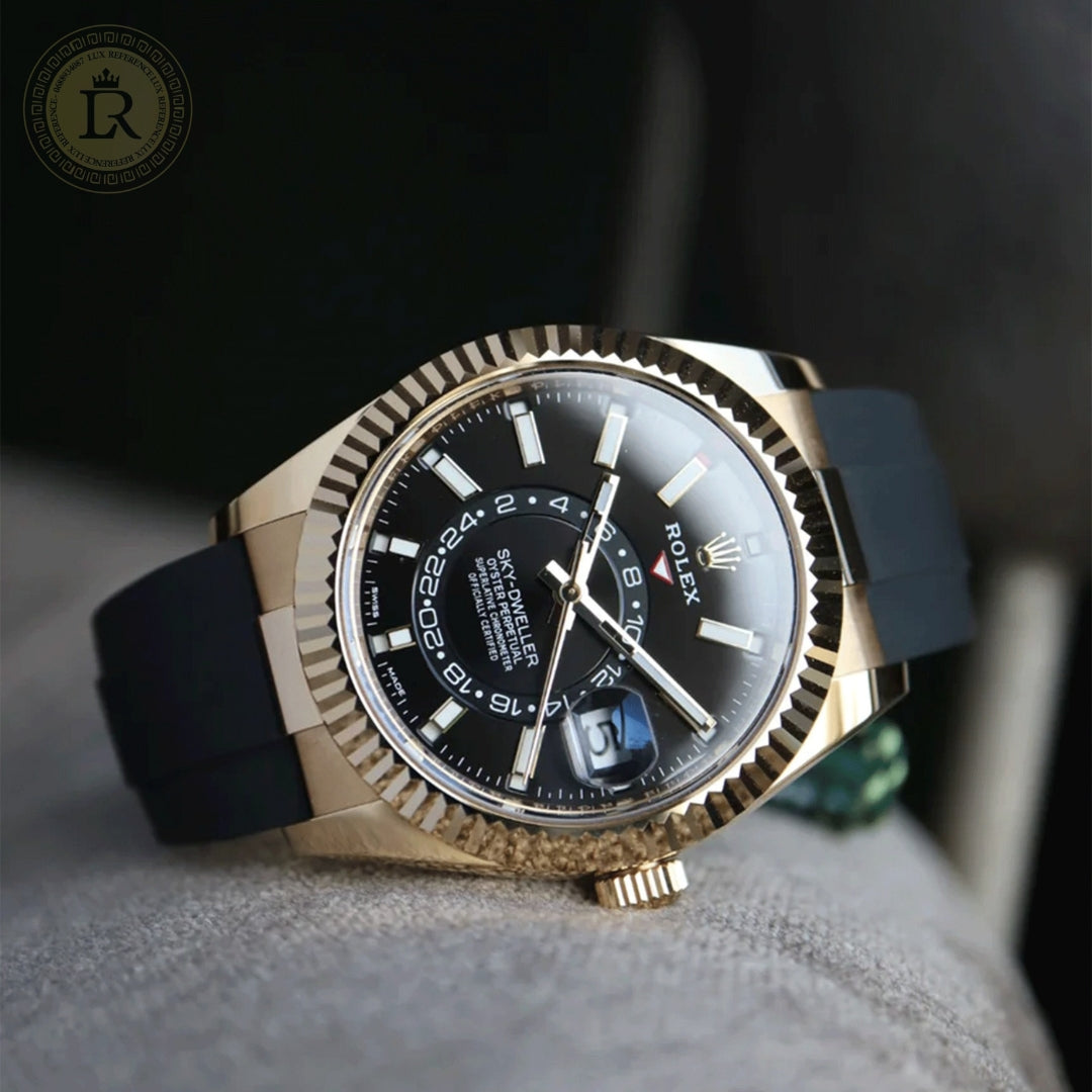 Meridian Dual-Time Pilot — Yellow Gold, Black Dial