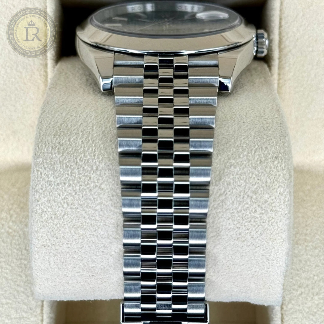 Meridian Classic Date — Link Bracelet, Blue Dial